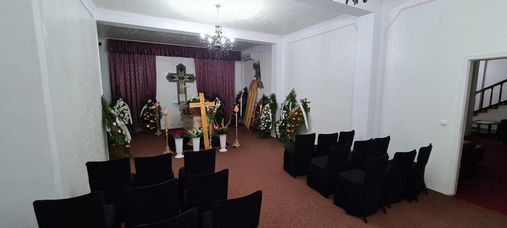 Flotă funerară proprie complet utilată